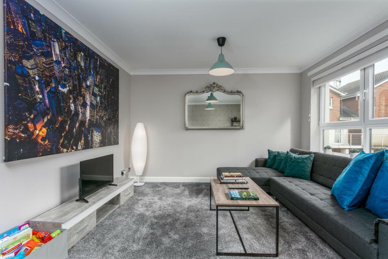 Iona Residence - Donnini Apartments Ayr Bagian luar foto