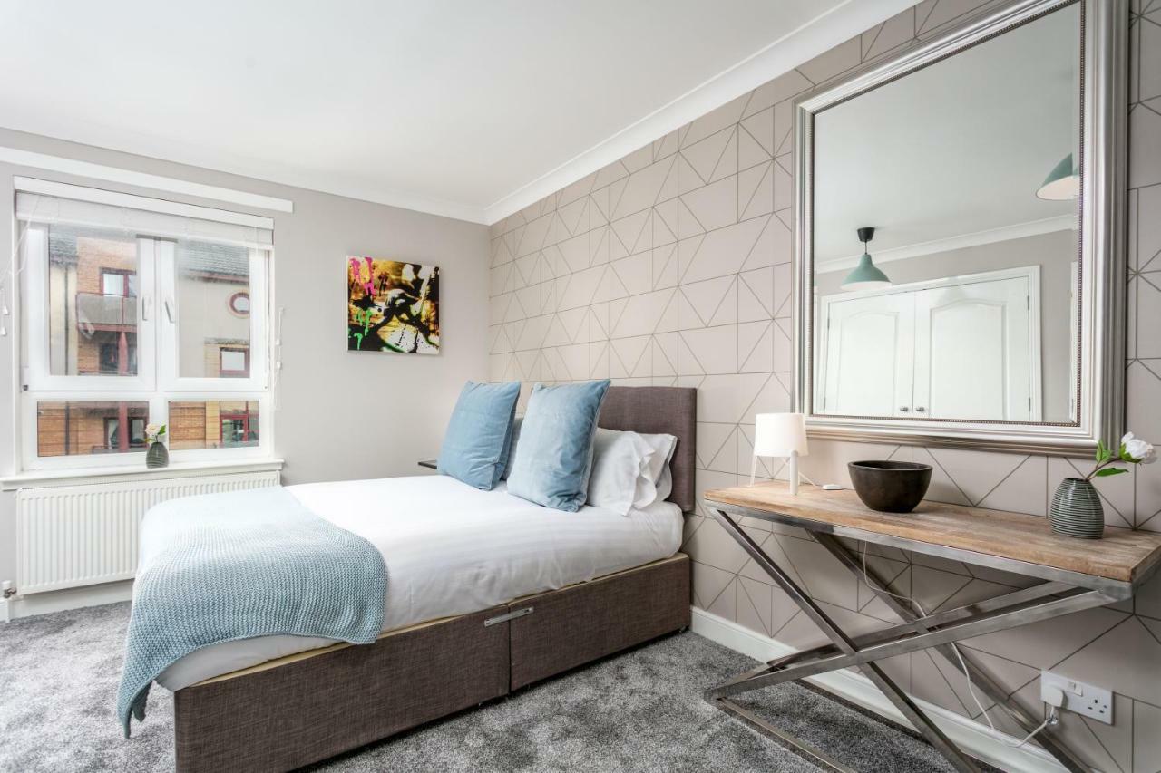 Iona Residence - Donnini Apartments Ayr Bagian luar foto